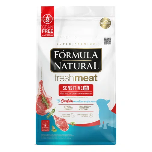 Ração Fórmula Natural Freshmeat Sensitive para Cães Adultos Raças Pequenas e Mini Sabor Cordeiro e Mandioca 10,1Kg